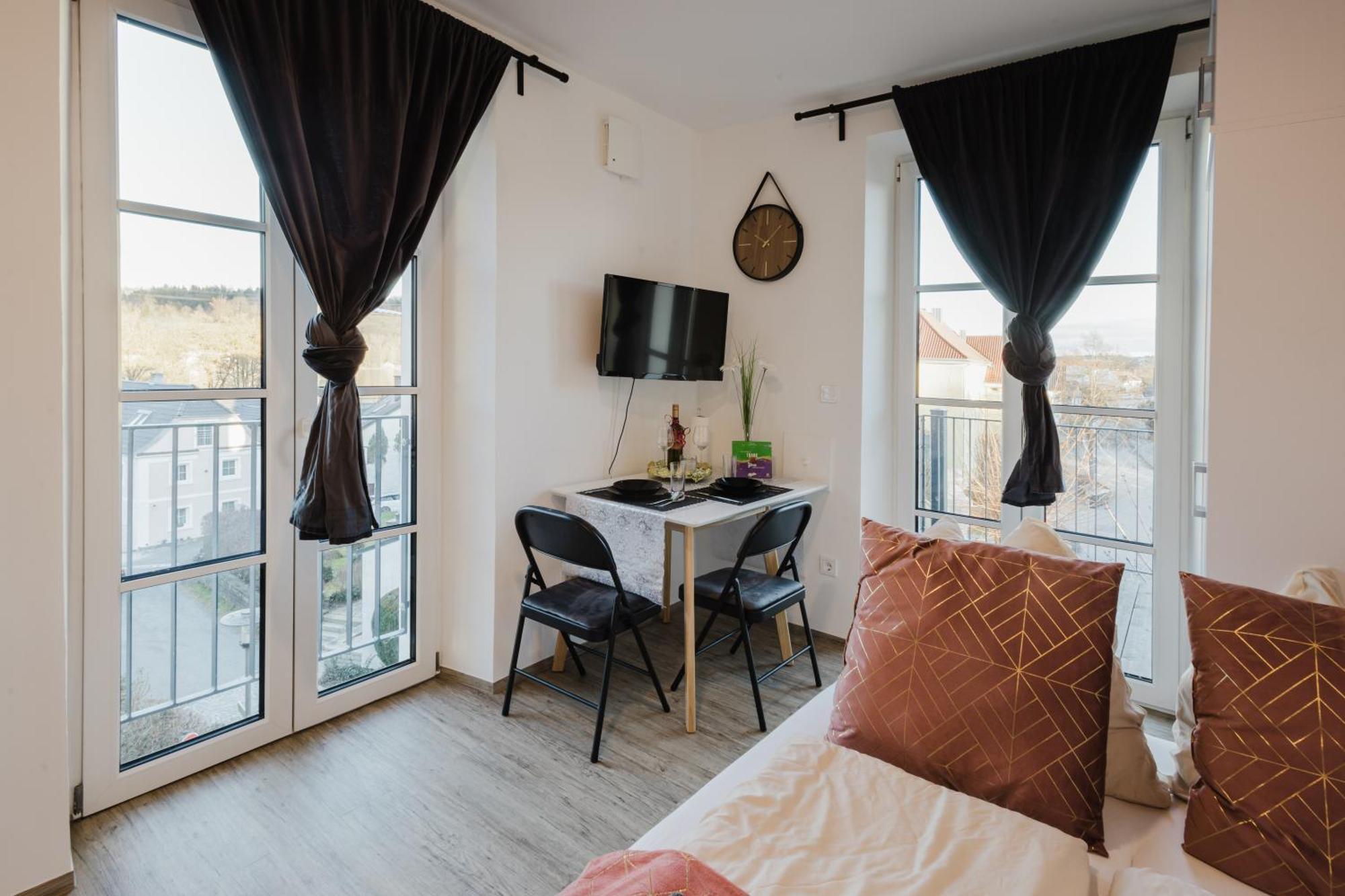 24-7 Living Room Passau - Cozy - Balcony - Kitchen Tiefenbach  Exteriör bild